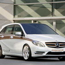 B-Class E-CELL Plus Shows Mercedes' Range-Extended Electric Future