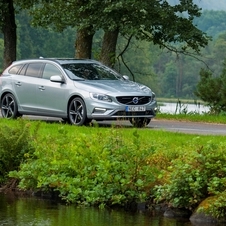 Volvo V60 D3 R-Design Momentum