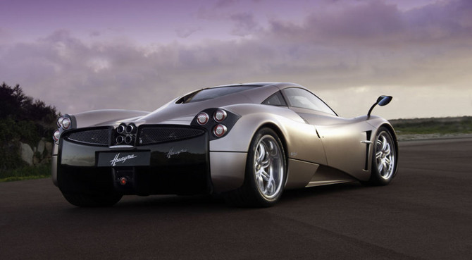Pagani unveils the Huayra Pagani unveils the Huayra