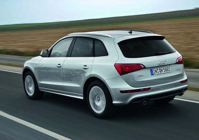 Audi presents the Audi Q5 Hybrid quattro Audi presents the Audi Q5 Hybrid quattro