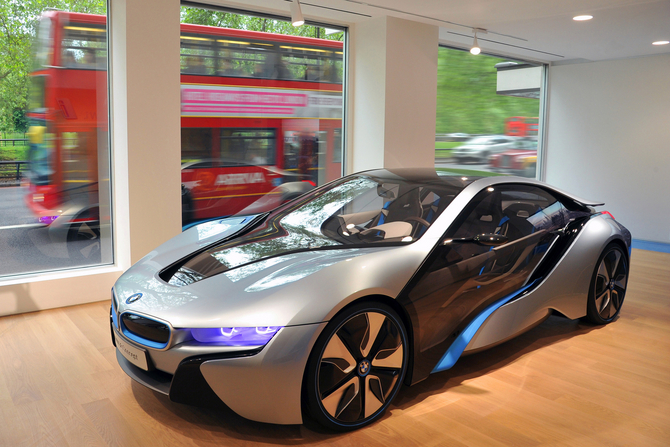 The i3 in the showroom has a full interior The i3 in the showroom has a full interior