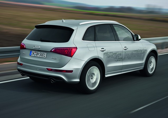 Audi presents the Audi Q5 Hybrid quattro Audi presents the Audi Q5 Hybrid quattro