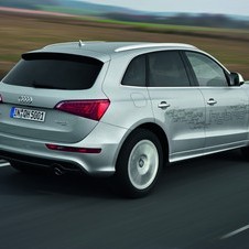 Audi presents the Audi Q5 Hybrid quattro