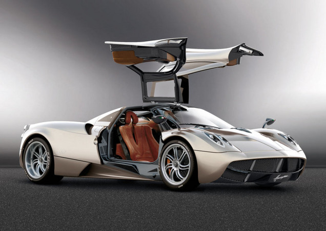 Pagani unveils the Huayra Pagani unveils the Huayra