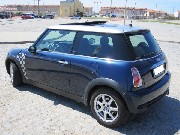 MINI (BMW) Cooper