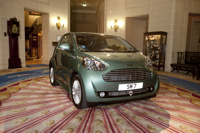 Sir Stirling Moss offers Aston Martin Cygnet to his wife Sir Stirling Moss offers Aston Martin Cygnet to his wife