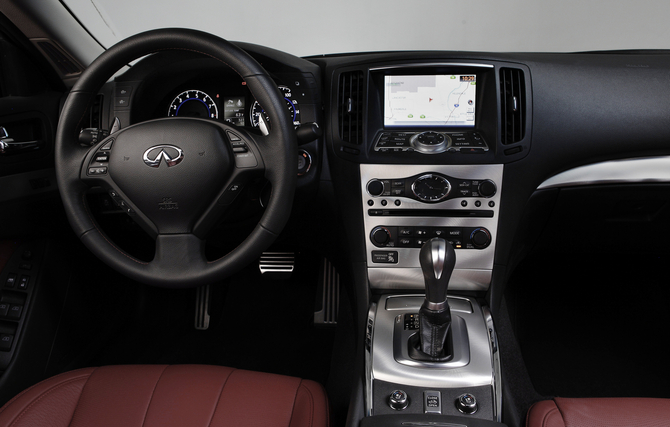 Infiniti IPL G Convertible Adds 343hp of Open-Top Cruising to Infiniti Line