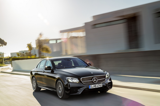 The new E43 AMG 4Matic is powered by a retuned version of Mercedes-Benz’s twin-turbocharged 3.0-litre V6 petrol engine