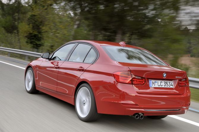 BMW 328i Sport Line