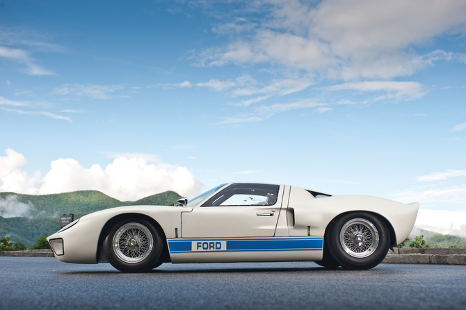 Ford GT40 Mk III