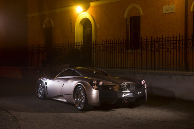 Pagani unveils the Huayra Pagani unveils the Huayra