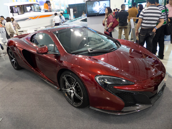 McLaren 650S