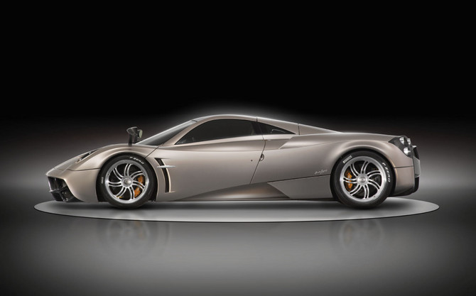 Pagani unveils the Huayra Pagani unveils the Huayra