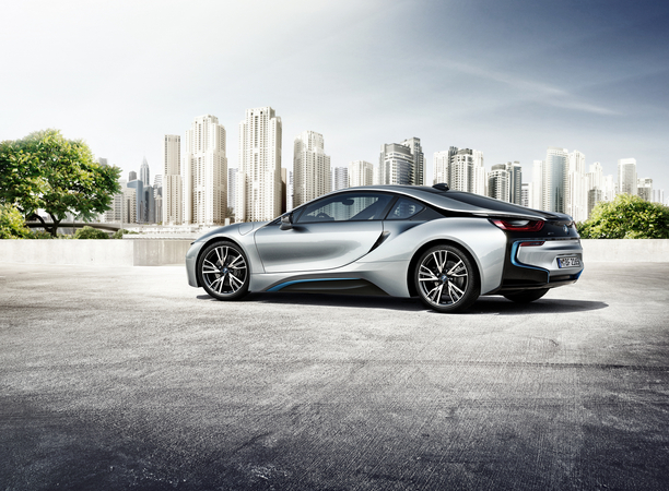 There are optional CFRP wheels There are optional CFRP wheels