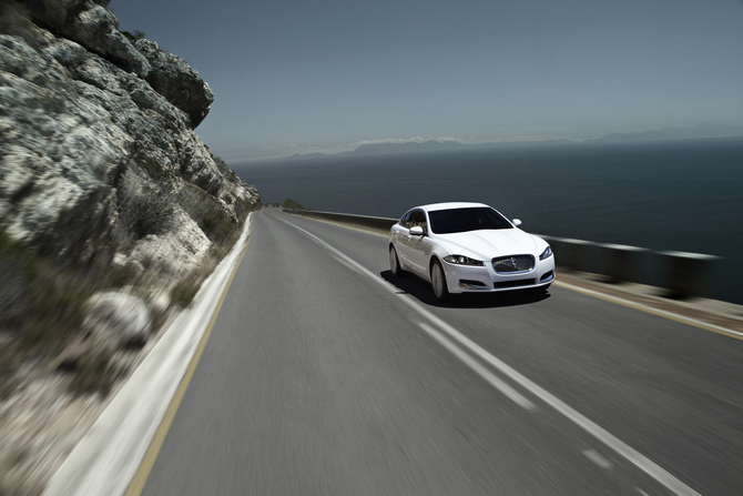 Jaguar XF 3.0 S/C Sport