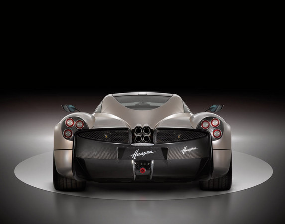 Pagani unveils the Huayra Pagani unveils the Huayra