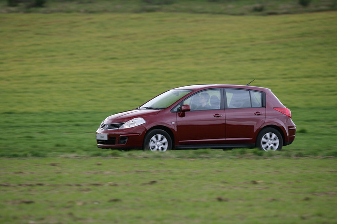 Nissan Tiida 1.6 Pack Acenta