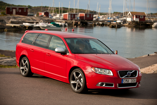 Volvo V70 T4F R-Design Powershift Geartronic