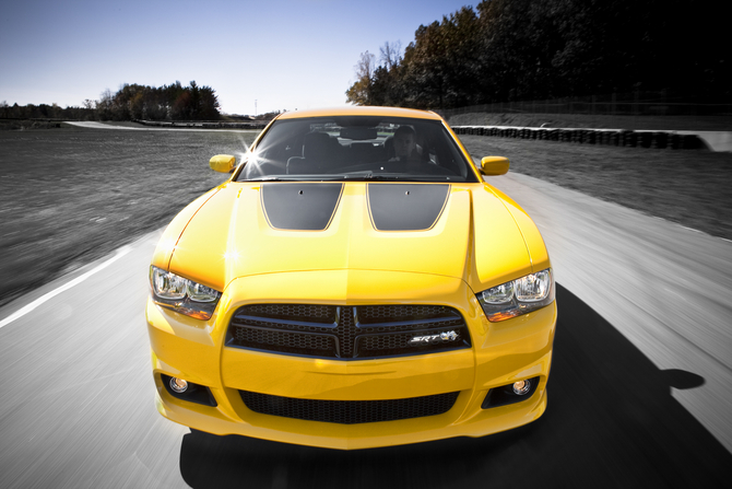 SRT Charger SRT8 Super Bee