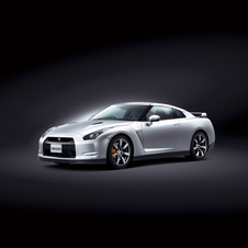 Nissan GT-R Pure Edition