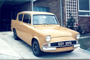 Ford Anglia 105E