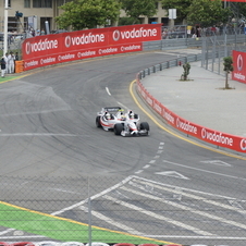 F1 3 seater at the WTCC Porto 2011