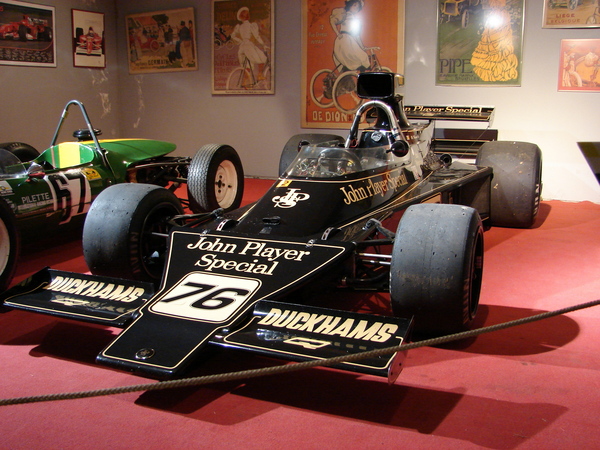 Lotus 76 Cosworth