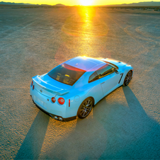 Nissan GT-R Premium