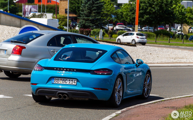 Porsche 718 Cayman S PDK