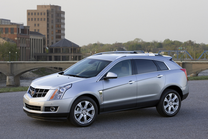 Cadillac SRX AWD Performance Collection