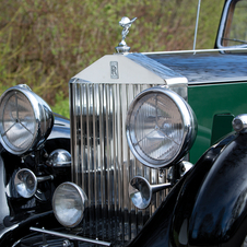 Rolls-Royce 25/30 Sports Saloon by James Young