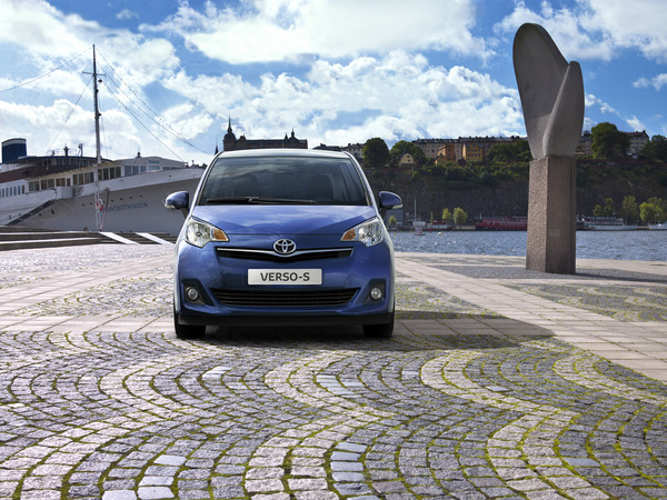 Toyota Verso-S debuts in Paris Toyota Verso-S debuts in Paris