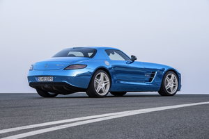 Mercedes-Benz SLS AMG Coupé Electric Drive Debut