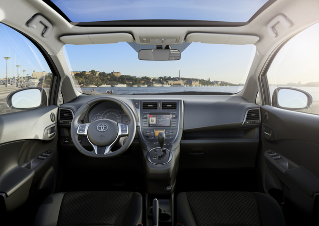 Toyota Verso-S debuts in Paris Toyota Verso-S debuts in Paris