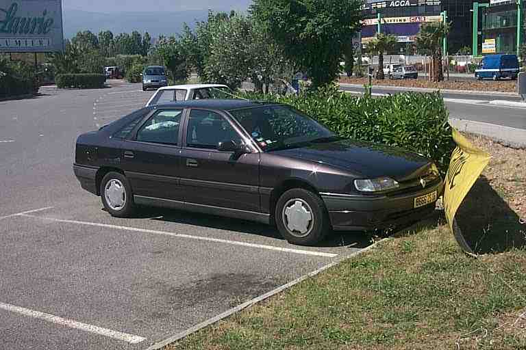 Renault Safrane 2.2 Vi