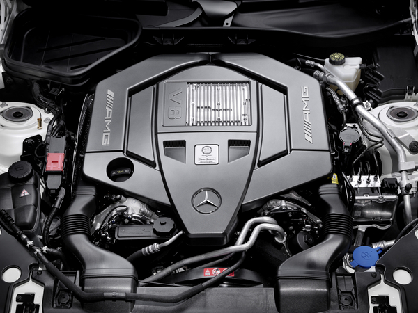 AMG Develops New V8 for SLK AMG That Blends Power and Efficiency