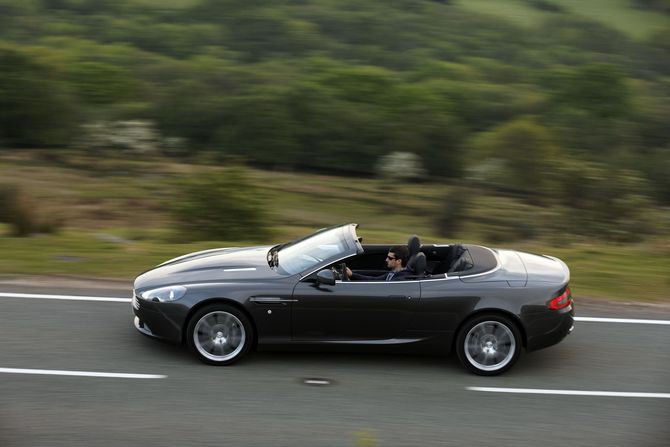 Refreshed DB9 presented by Aston Martin Refreshed DB9 presented by Aston Martin
