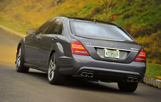 Mercedes-Benz S63 AMG Sedan