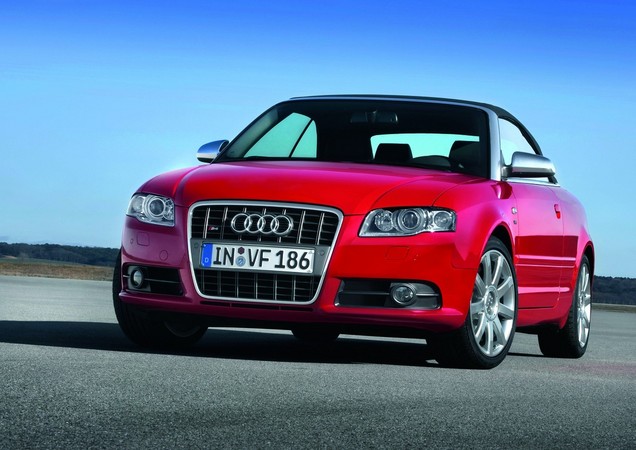 Audi S4 Cabriolet with Tiptronic