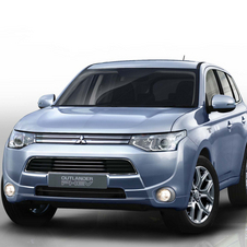 Outlander PHEV gewinnt Innovation Award bei der Wahl zum Auto des Jahres 2013/2014