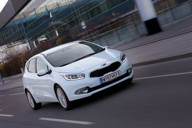 Kia Cee'd 1.6 GDI