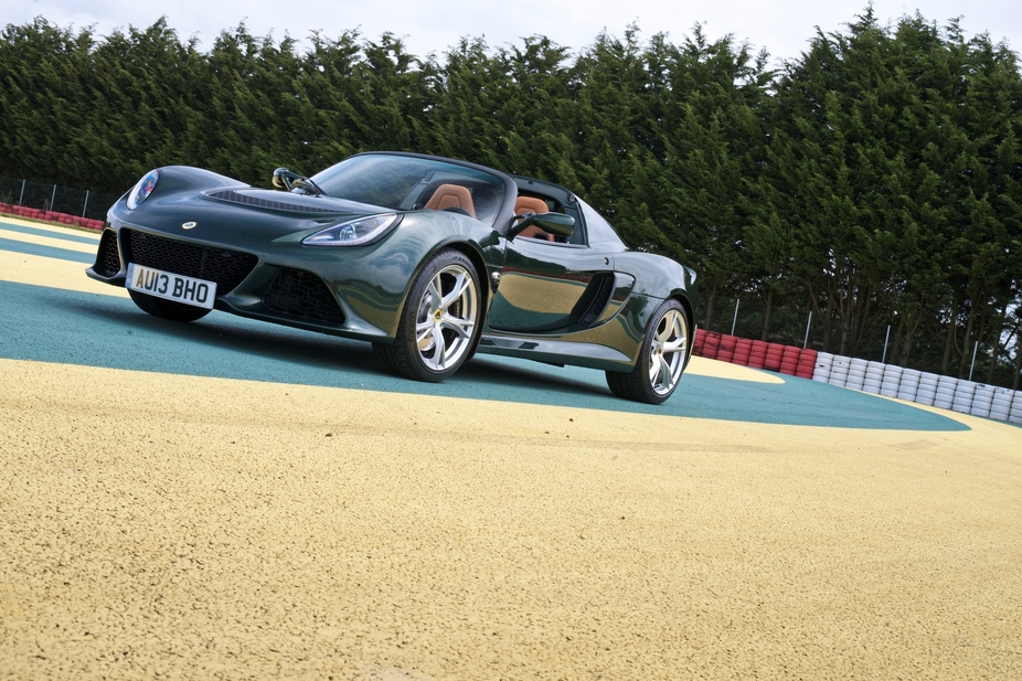 The automatic versions of the Exige S will be available from January 2015