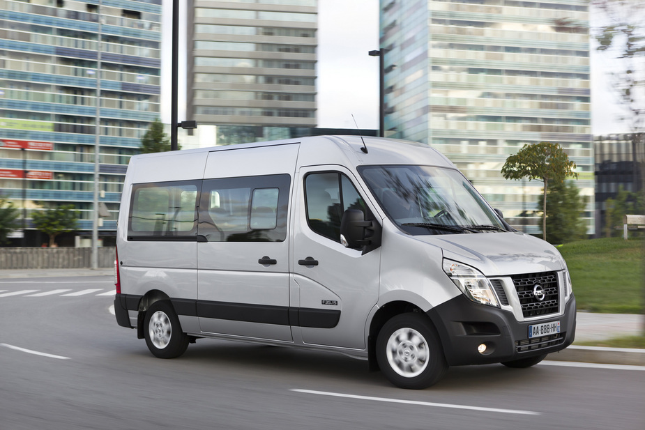 Nissan NV400 Combi 9 L1H1 3T 2.3 dCi Comfort