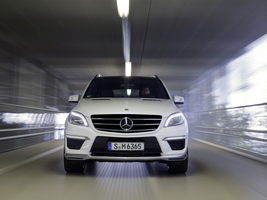 Mercedes-Benz ML63 AMG