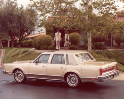 Lincoln Town Car