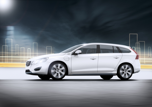 V60 Plug-in Hybrid: world’s first diesel Plug-in Hybrid debuts in Geneva V60 Plug-in Hybrid: world’s first diesel Plug-in Hybrid debuts in Geneva