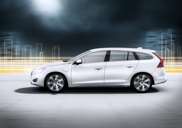 V60 Plug-in Hybrid: world’s first diesel Plug-in Hybrid debuts in Geneva V60 Plug-in Hybrid: world’s first diesel Plug-in Hybrid debuts in Geneva