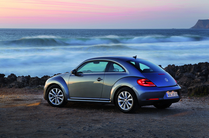 Volkswagen Beetle 2.0 TSI DSG Sport