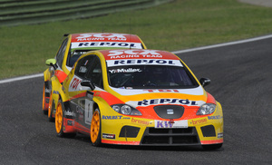 SEAT leads the 2009 World Touring Car Championship