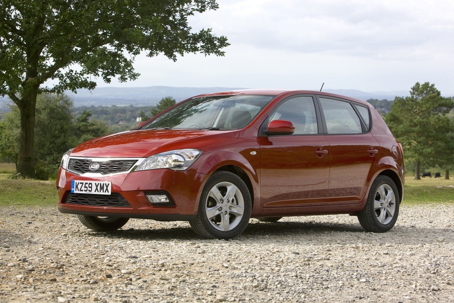Kia cee'd 1.4 CVVT 109cv LX ISG (09)
